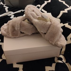 🟡Soft Comfy Slippers SZ 10